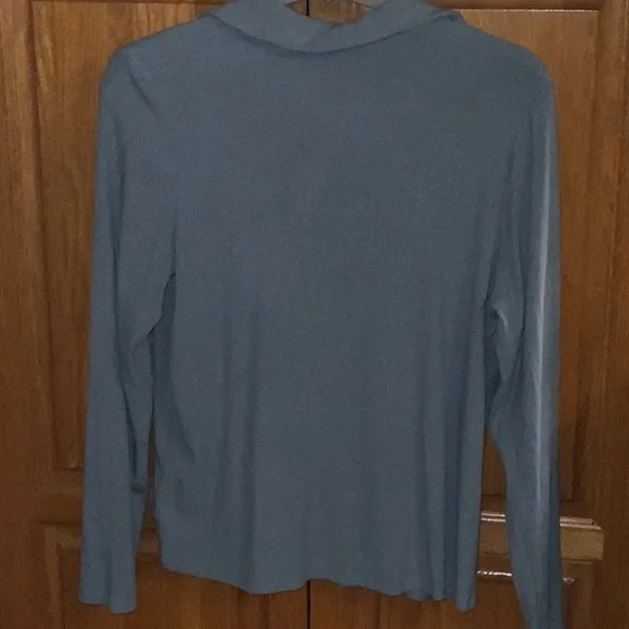 Reitman’s Top - Picture 5 of 6